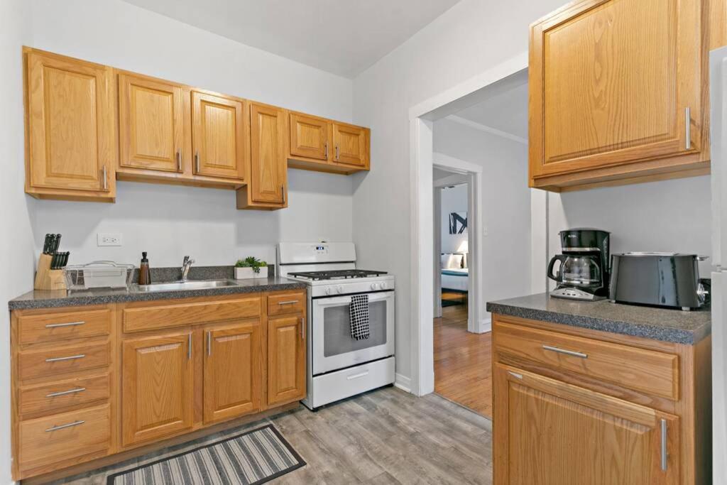 Well-Furnished 1Br Apt In Popular Spot - Belmont J3 Chicago Exteriér fotografie
